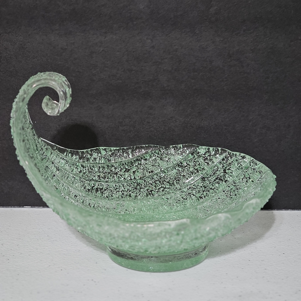 Vtg Murano Fratelli Toso  Green Overshot Glass Bowl Sandy Texture Shell Design